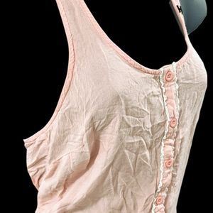 Forever 21 essentials top with open lace back